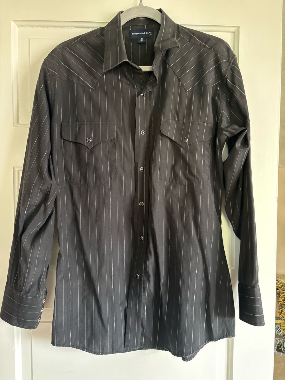 Wrangler Black Pinstriped Western-Style Button-Up Shirt